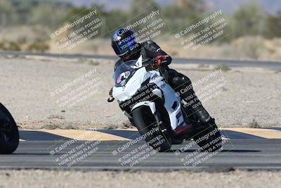 media/Dec-04-2025-Racers Edge (Thu) [[5ebc9f124d]]/3-B Group/1-Session 1 (Turn 7)/